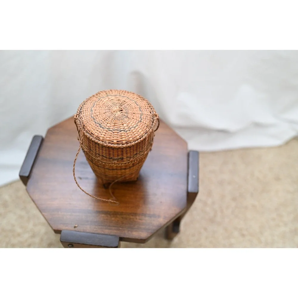 Vintage Footed Woven Basket with Lid and Handle Brown Boho Decor 6.5